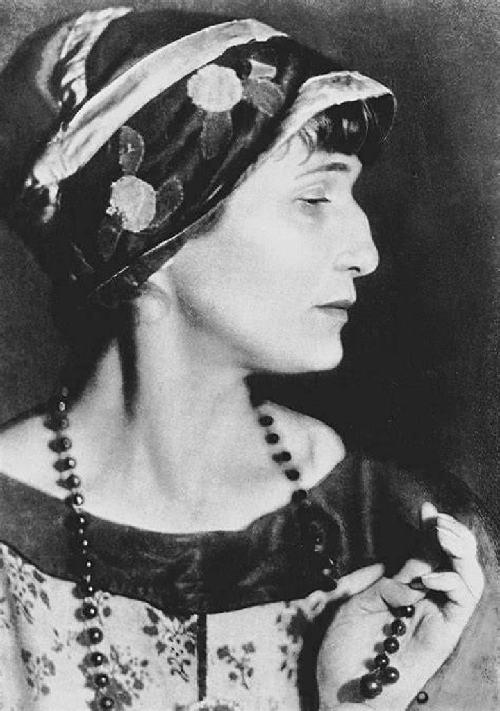 Anna Akhmatova Anna Akhmatova