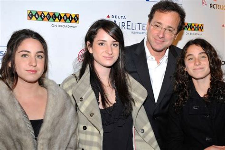 Bob Saget kids: Who are Bob Saget’s children? 1 Bob Saget with his children