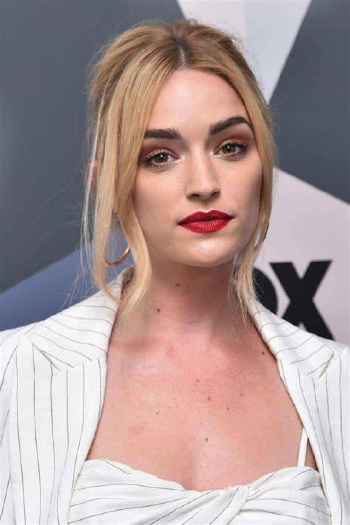 Brianne Howey