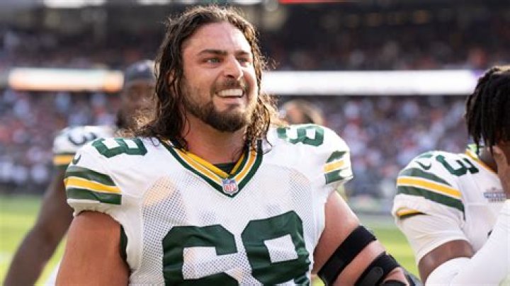 David Bakhtiari net worth: Real name, age, height, girlfriend, contract, salary 1 David Bakhtiari