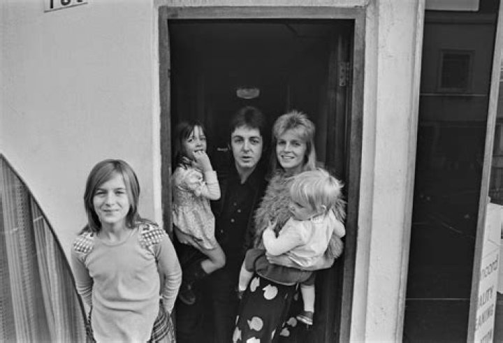 Did Linda McCartney have a child before she married Paul McCartney? 1 Heather McCartney