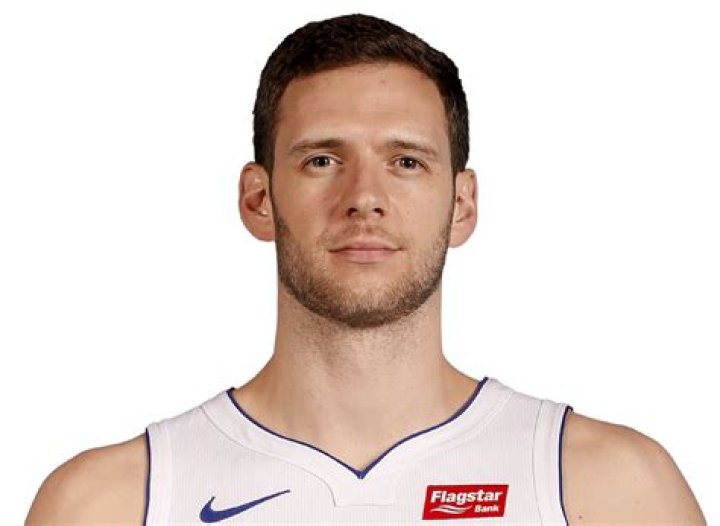 Jon Leuer Jon Leuer
