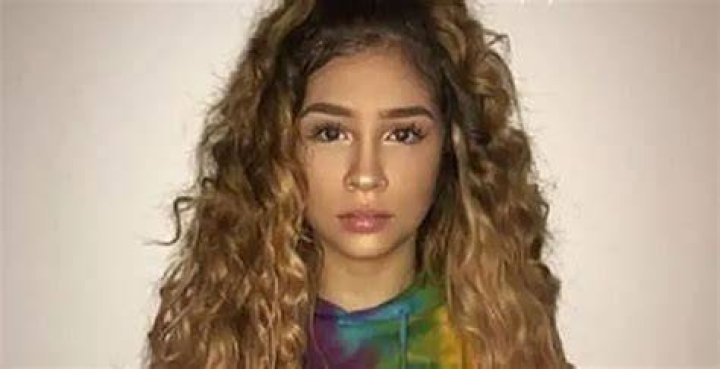 Joslyn Perez Biography