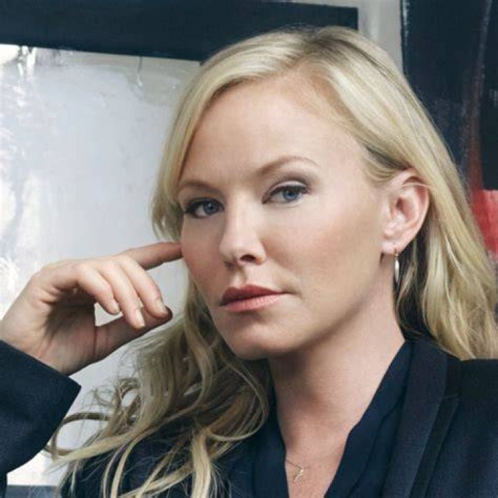 Kelli Giddish Net Worth