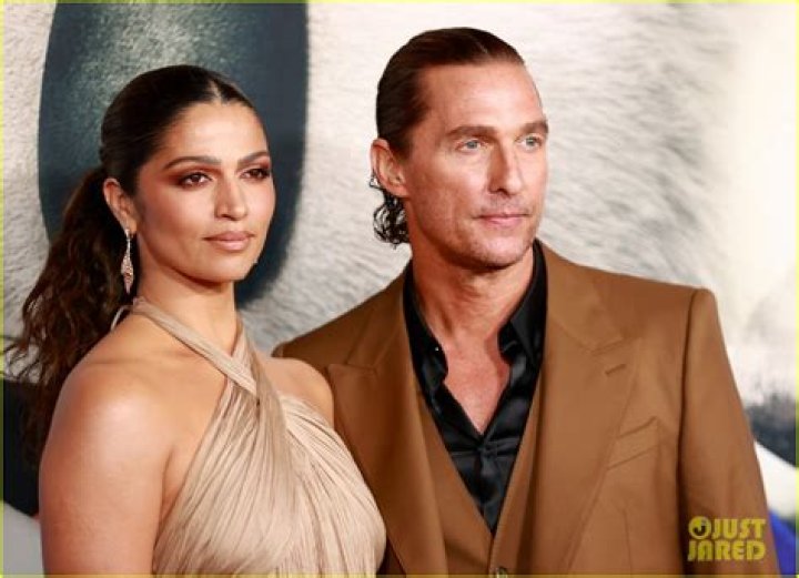 Matthew McConaughey Camila Alves Sing 2