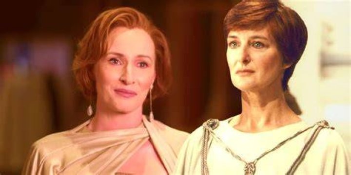 Mon Mothma as Genevieve O'Reilly