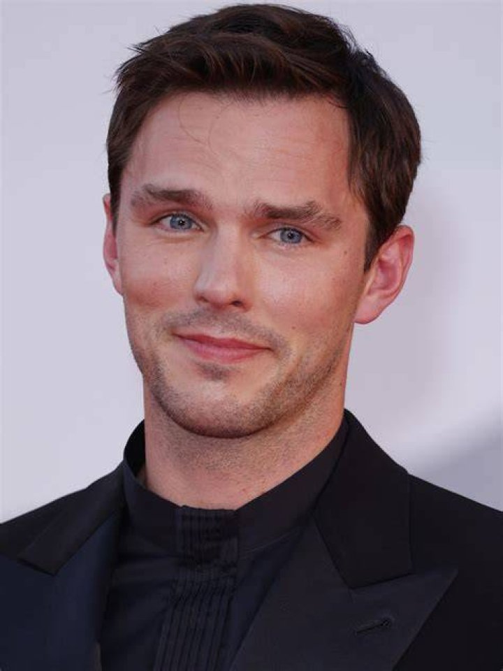 Nicholas Hoult Age, Weight, Height, Measurements