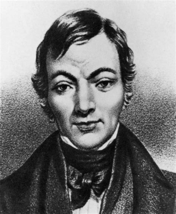 Robert Owen Biography