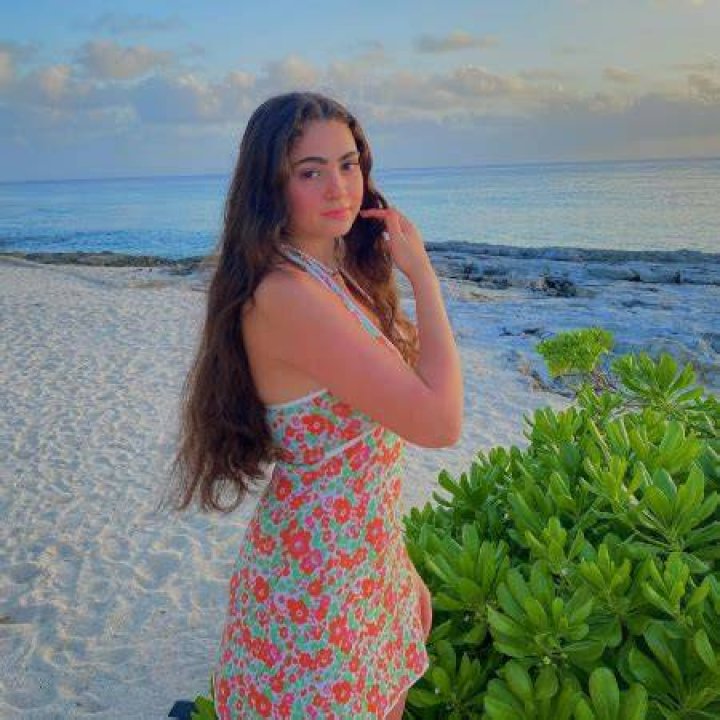Sophie Hesri Biography