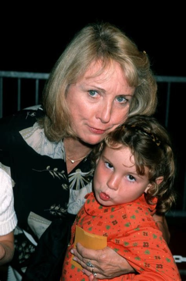 Teri Garr children: Meet Molly O'Neill 1 Teri Garr and her daughter Molly O'Neill. 18 May 2012, Century City, California. 19th Annual Race To Erase MS Gala held at The Hyatt Regency Century Plaza Hotel. Photo Credit: Giulio Marcocchi/Sipa