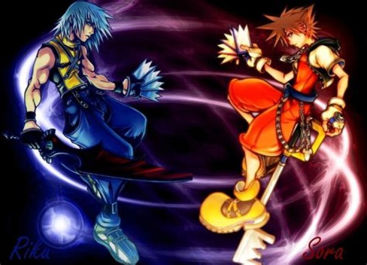 Who is stronger Sora or Roxas?